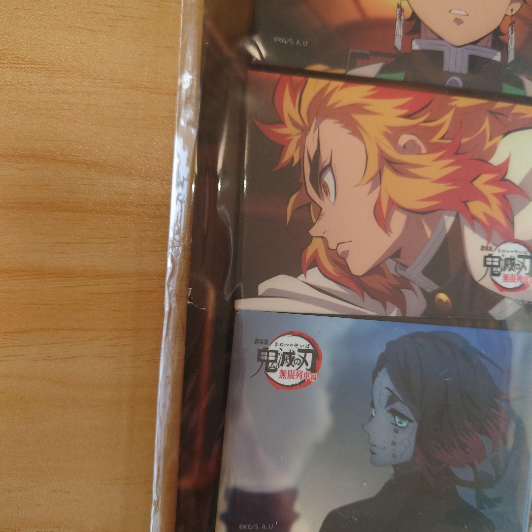 鬼滅の刃 無限列車編 場面写スクエア缶バッジセット 竈門炭治郎 煉獄杏