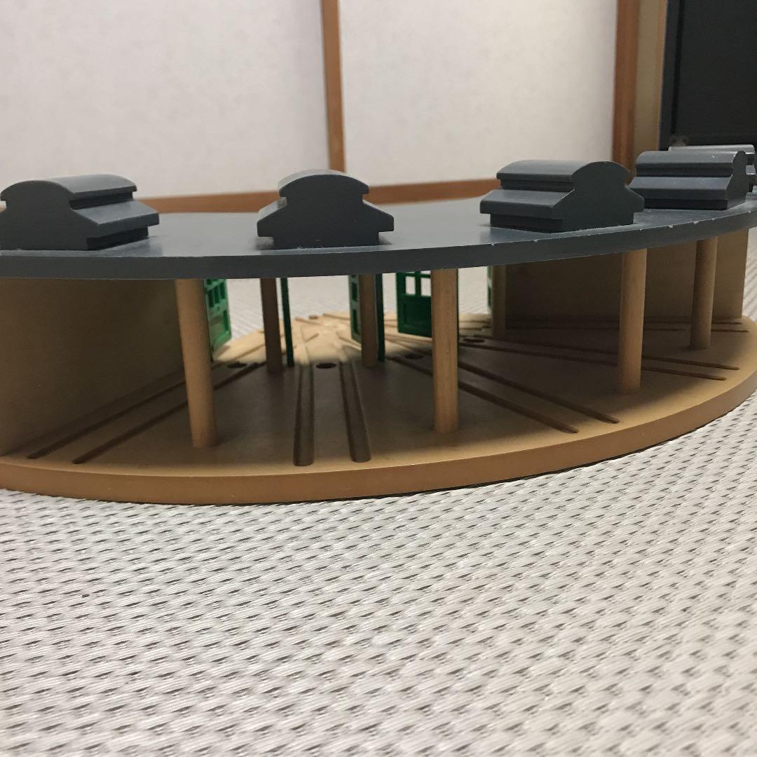 木製レール 機関庫 操車庫 きかんしゃトーマス BRIO ラーニングカーブ