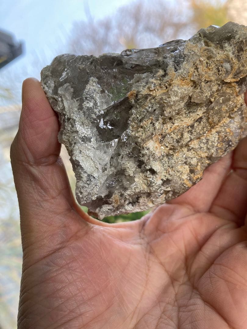 ヒマラヤ マニハール原石 ルチル入り 水晶 天然石 レインボー 美術品