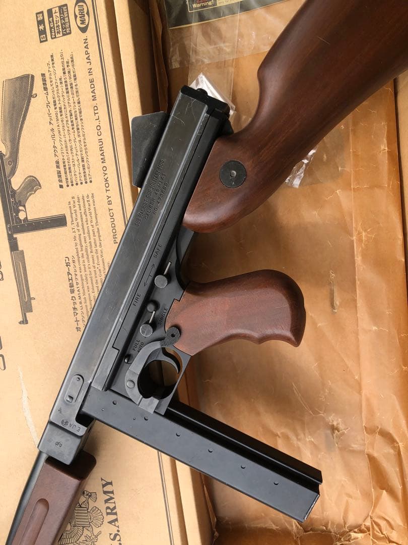 東京マルイ　トンプソン　電動ガン