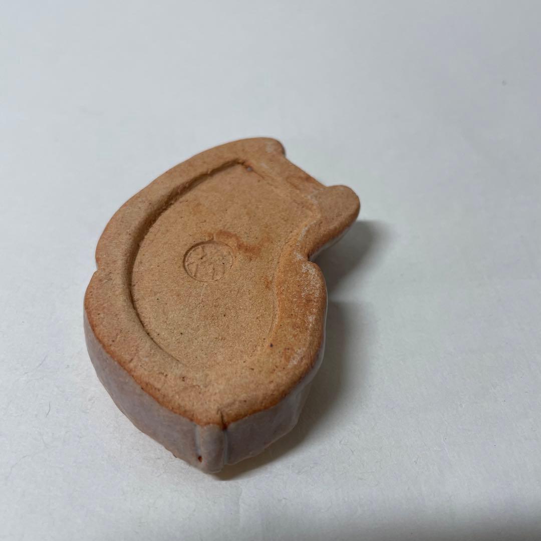 FD40⑦ 萩焼　岡田裕作　萩干支香合　「丑」 共箱