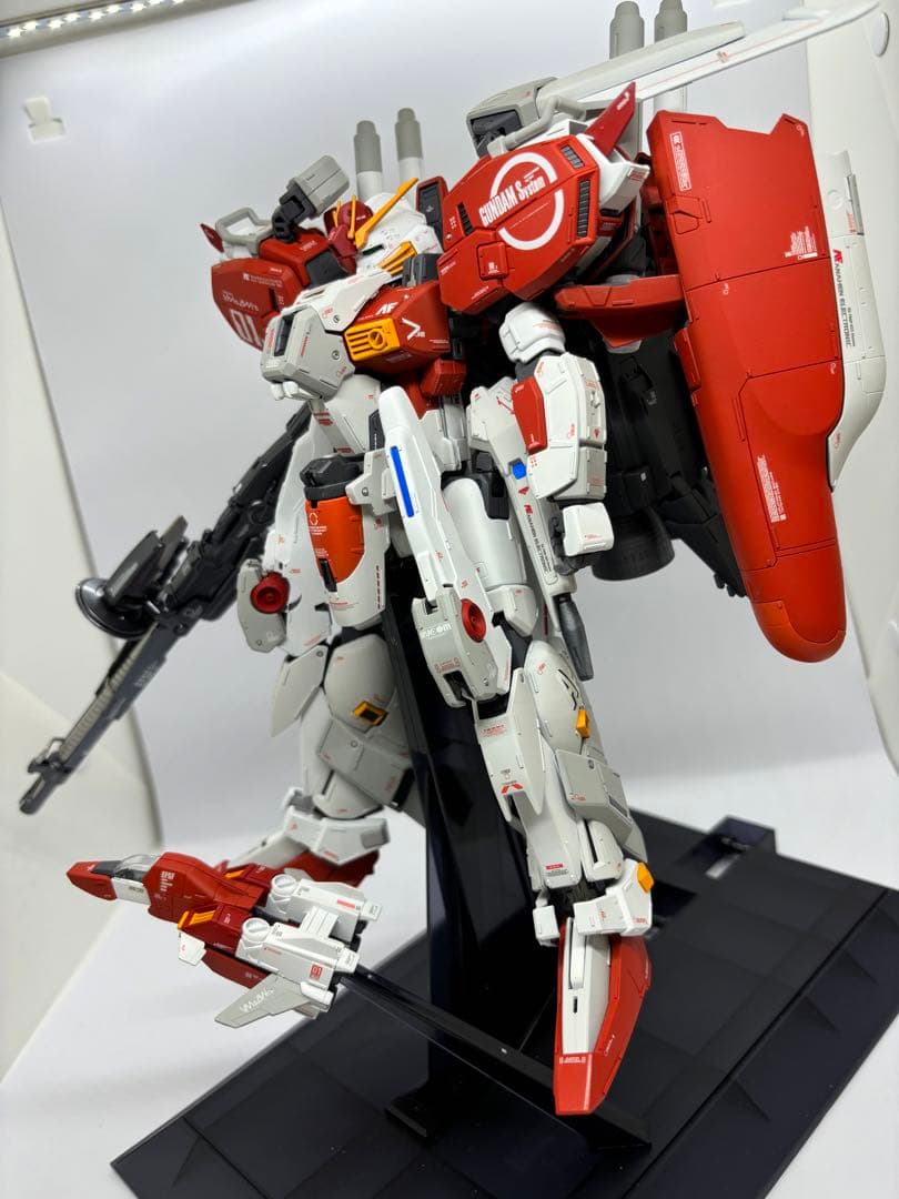 織部（伝統） | 『卓越の技』彩の器～瀬戸焼～ 瀬戸焼 織部野菊火鉢