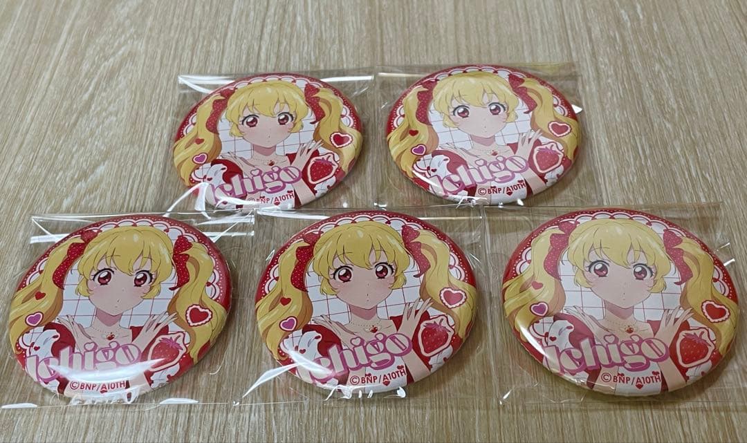 アイカツ！ 星宮いちご Girly Red 缶バッジ