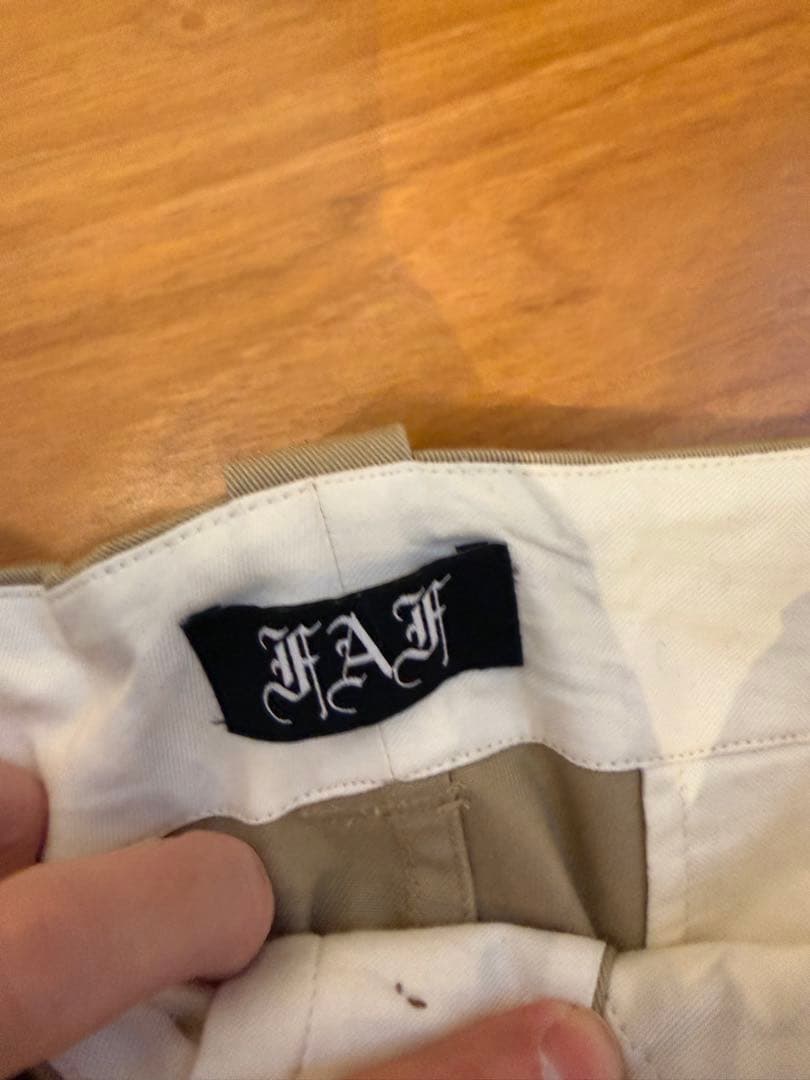 FAF 刺繍チノパンツ サイズ2