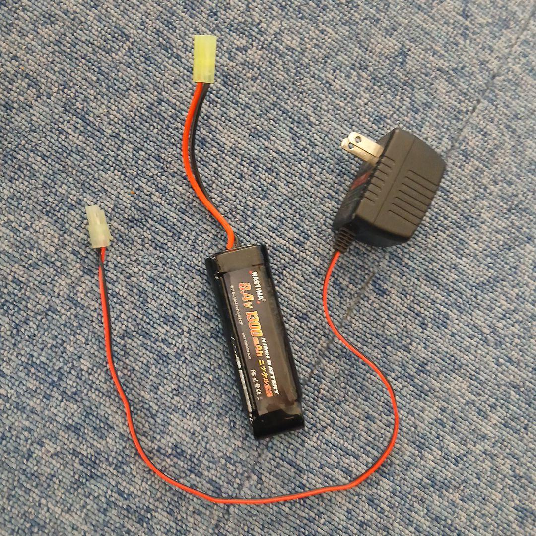 にがー様マルイ製電動ガンXM177E2（クリスマス値引き）バッテリー&充電器込み