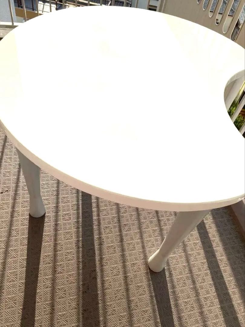 パレット型 ホワイトダイニングテーブル 広々 インテリア 真っ白