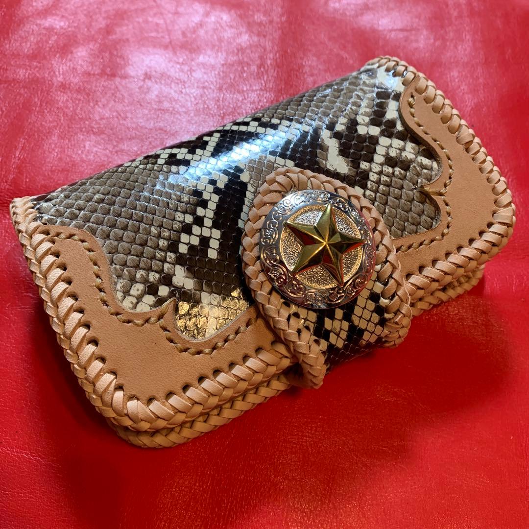 ハンドメイドレザークラフトダイヤモンドパイソンミドルウォレット財布　カードケース