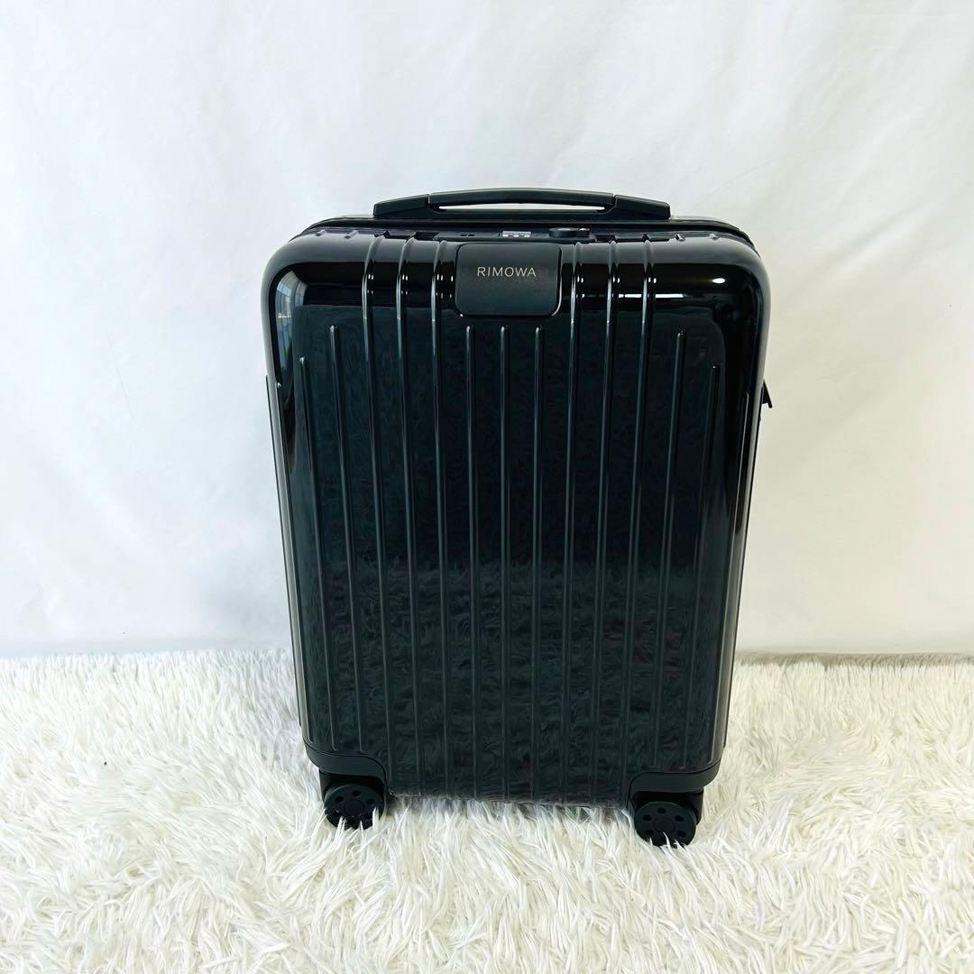 美品】 リモワ エッセンシャル ライト キャビンU キャリーケース 28L