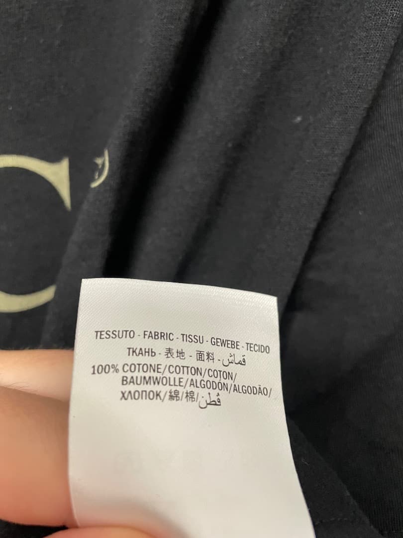 GUCCI ブラック Tシャツ（箱付き）