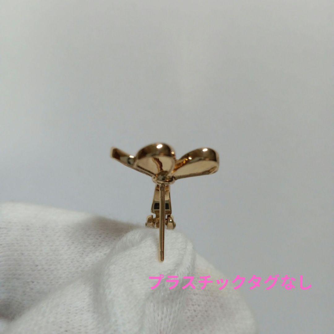ハイクオリティ 三つ葉ピアス フラワーピアス YG - メルカリ