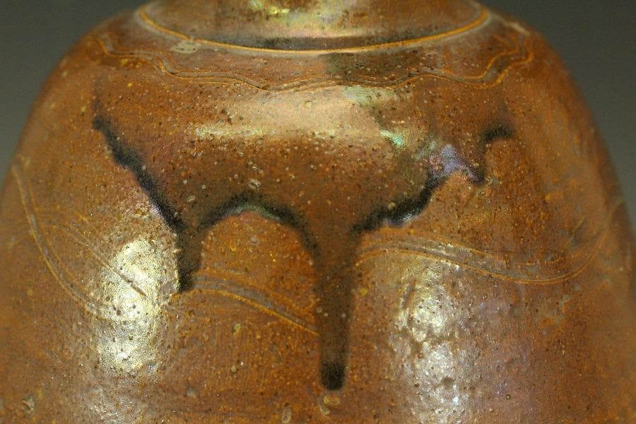 古瀬戸 櫛目 鉄釉 瓶 φ35.3cm 花沓 印(A318)