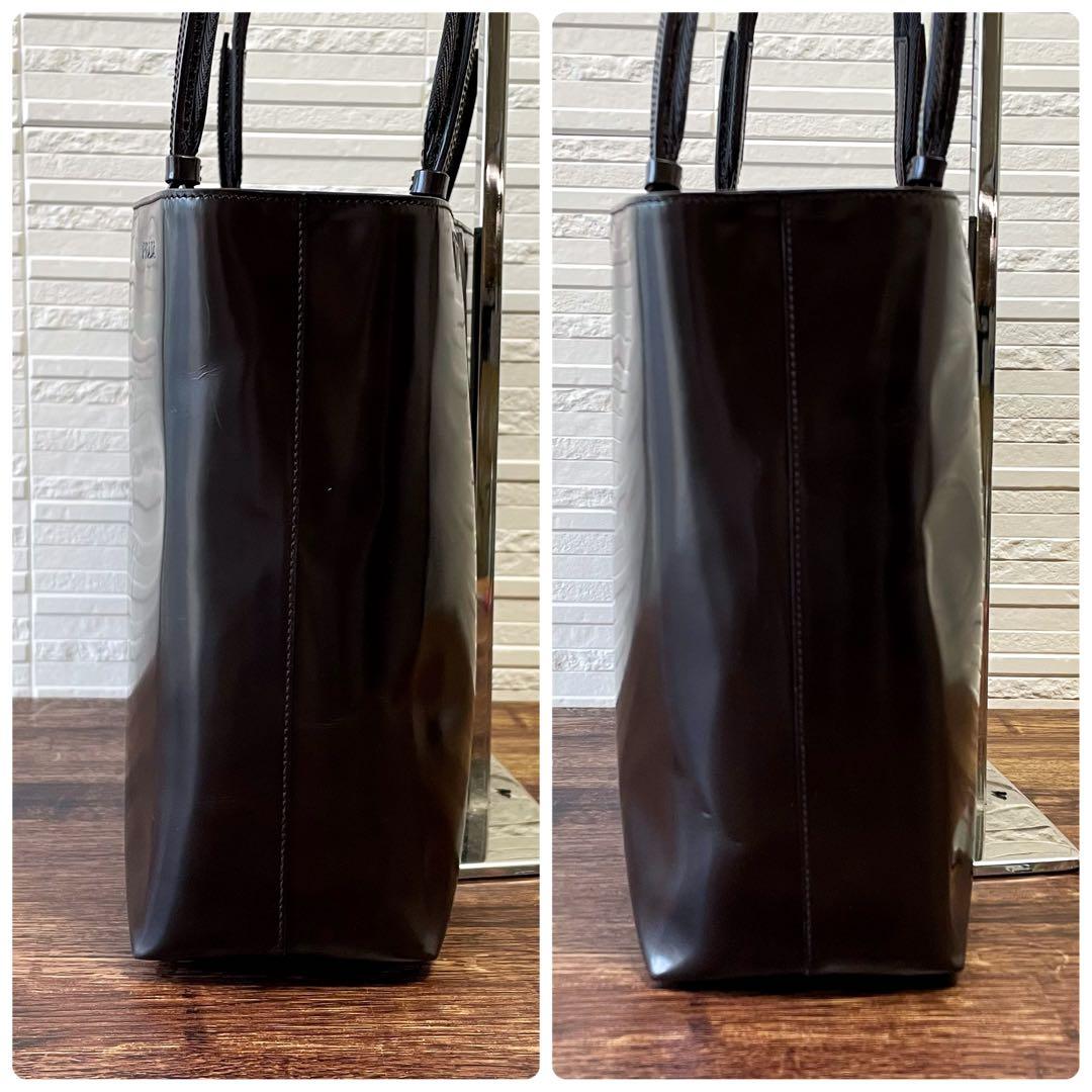 良品 プラダ エナメル パテントレザー ハンド バッグ ダークブラウン.