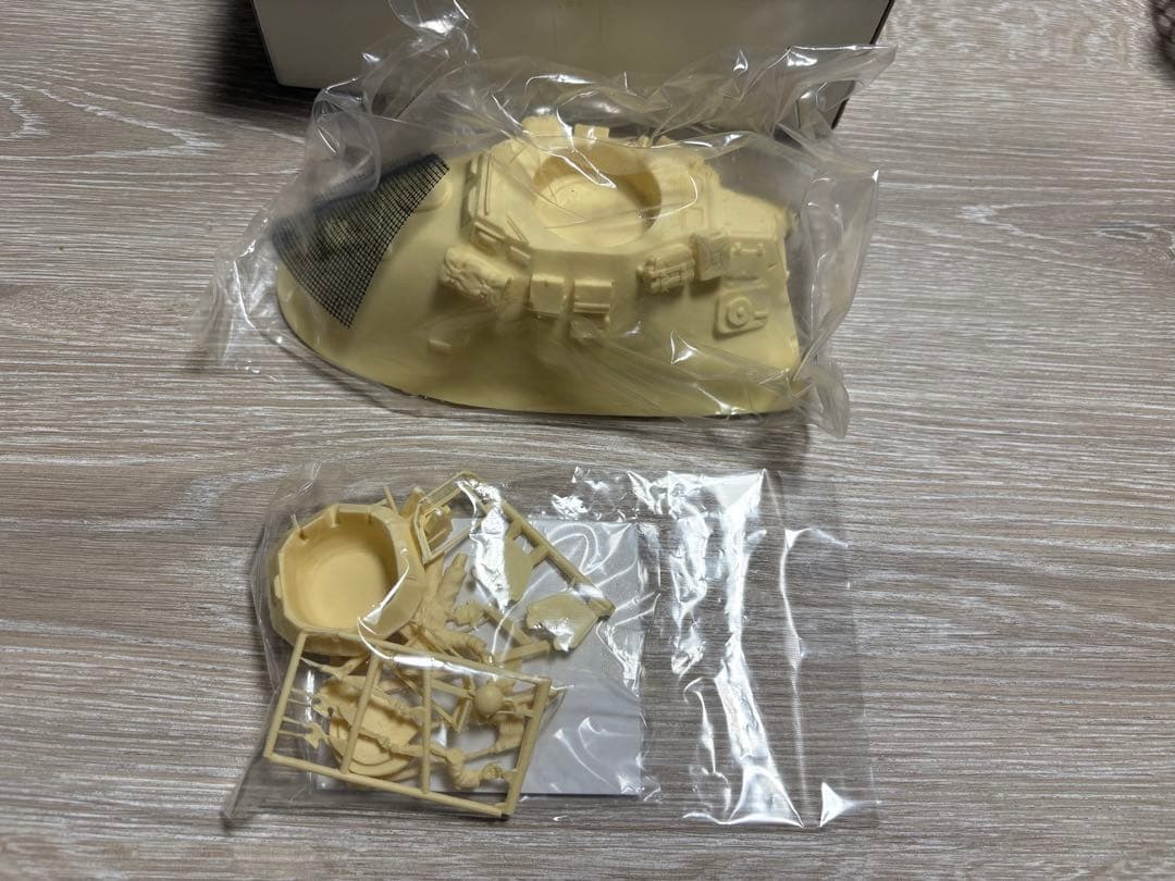 マシーネンクリーガー 1/35 SAND STALKER Sdh.222 未組立
