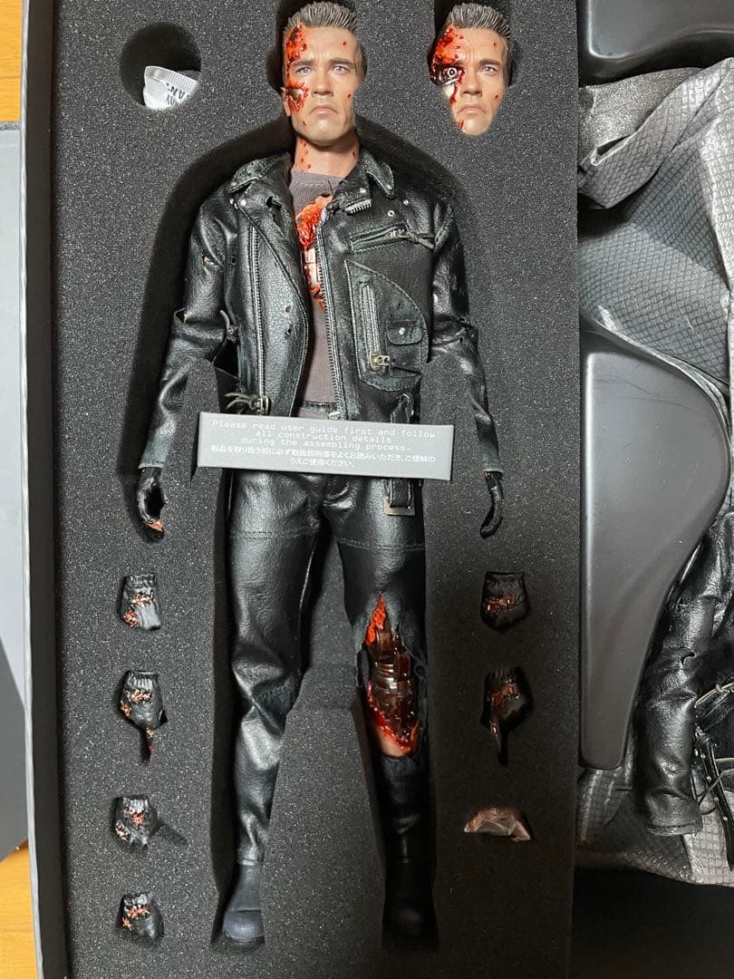 ホットトイズ DX13 ターミネーター2 T-800 バトルダメージ版