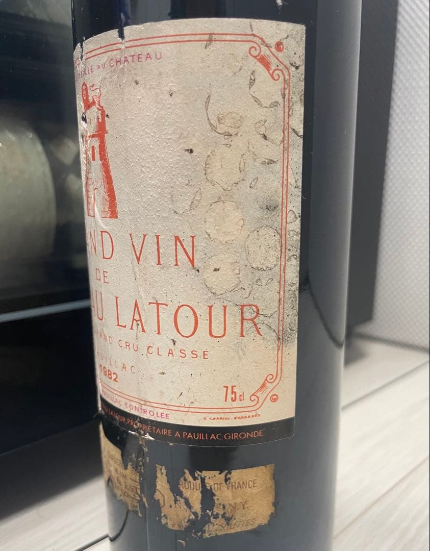 パーカーポイント 100点 】 シャトー・ラトゥール 1982 伝説の年