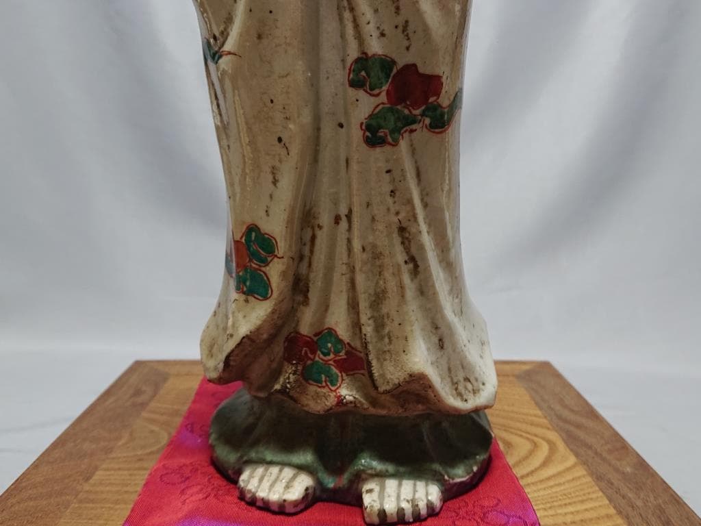 商 品 コレクター収集品　古九谷　色絵　観世音菩薩像