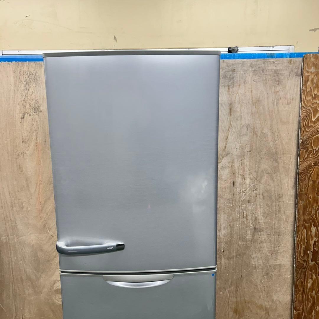 561 アクア 大型冷蔵庫 容量300L〜400L 右開き 4ドア 美品