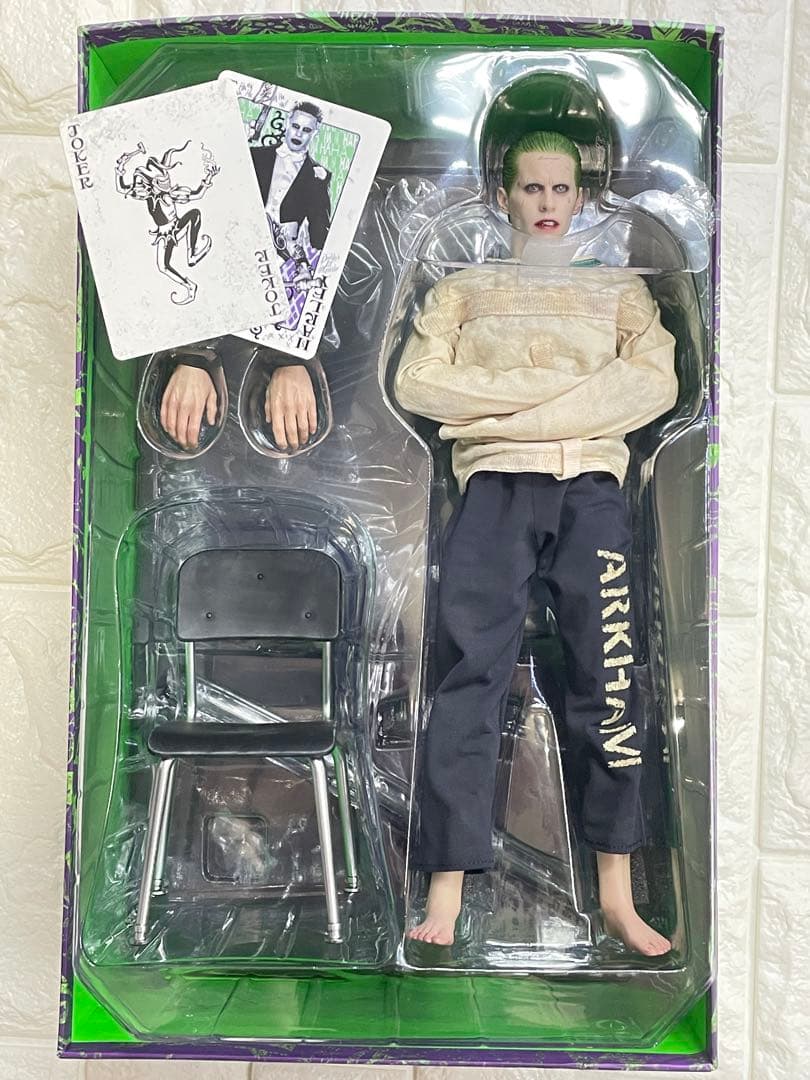 ホットトイズ】 ジョーカー アーカム精神病院版 スーサイド・スクワッド