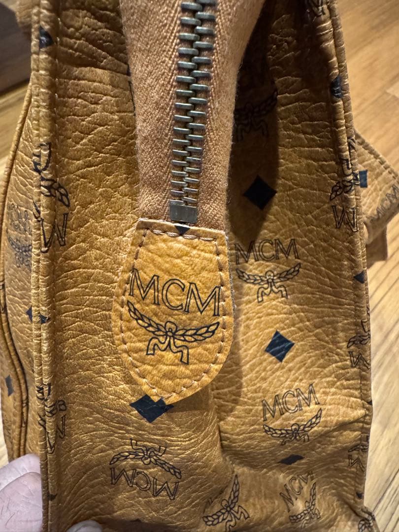 MCM ブラウン ショルダーバッグ K7829