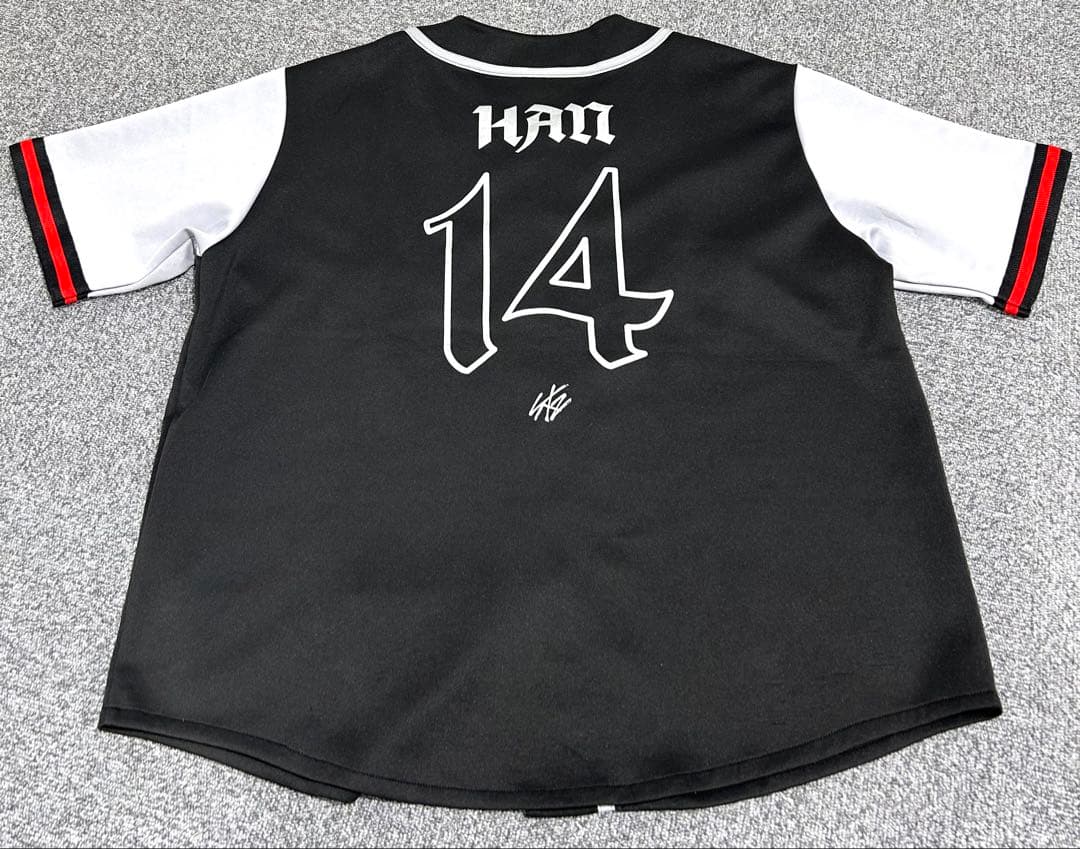 スキズ エコパ ユニフォームシャツ ハン Stray Kids 14番 - メルカリ