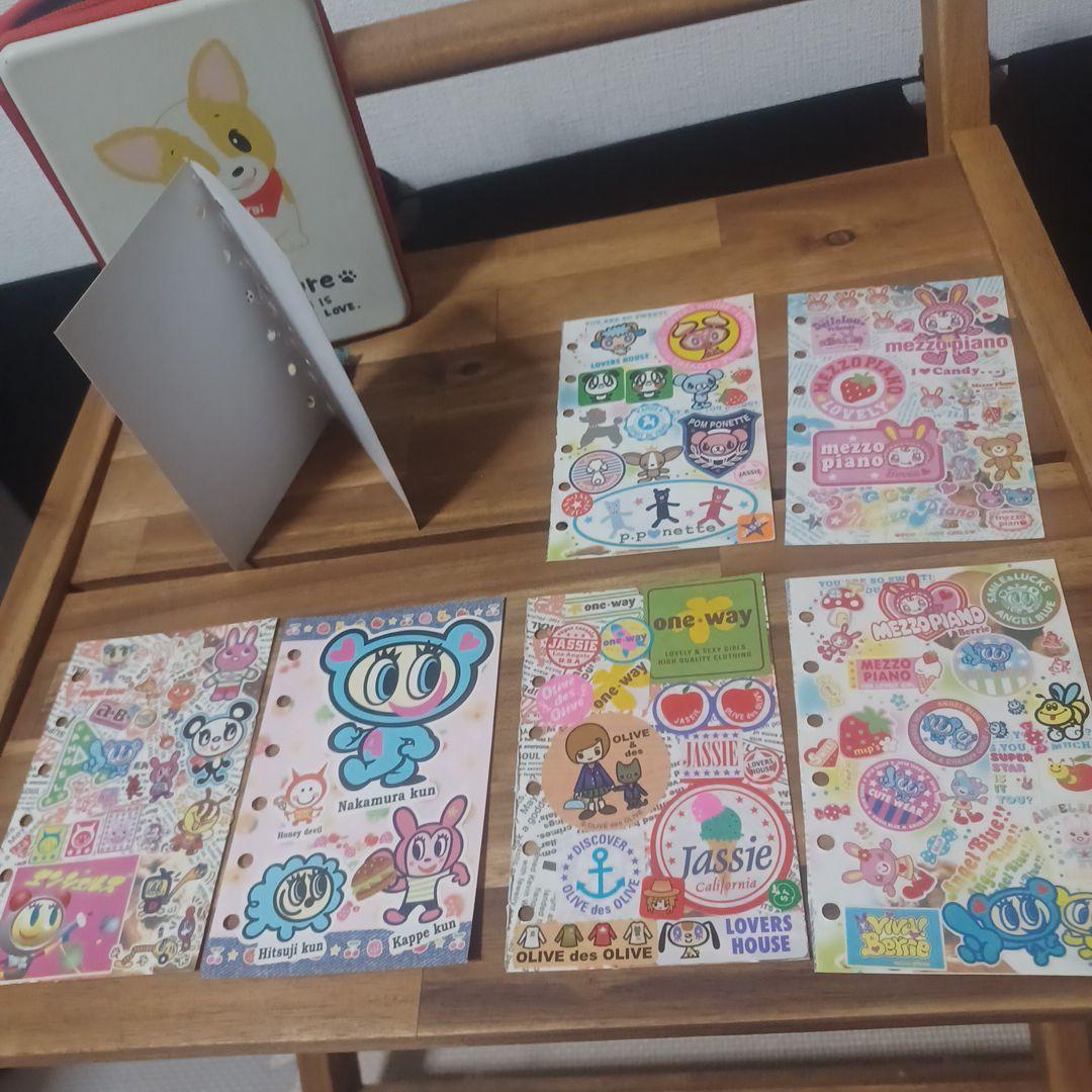 Petit Cure シールブック　完成品