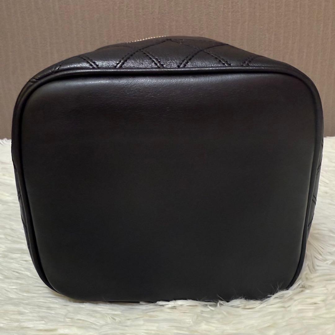 シャネル バニティバッグ ピコローレ ブラック レザー 化粧ポーチ