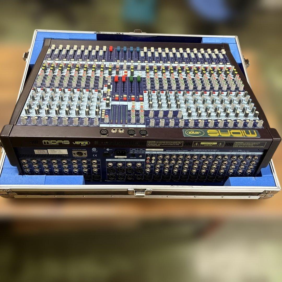 【MIDAS 】Venice 240 ミダス アナログミキサー ハードケース付き