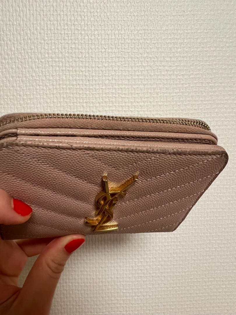 Yves Saint Laurent ベージュ 二つ折り財布