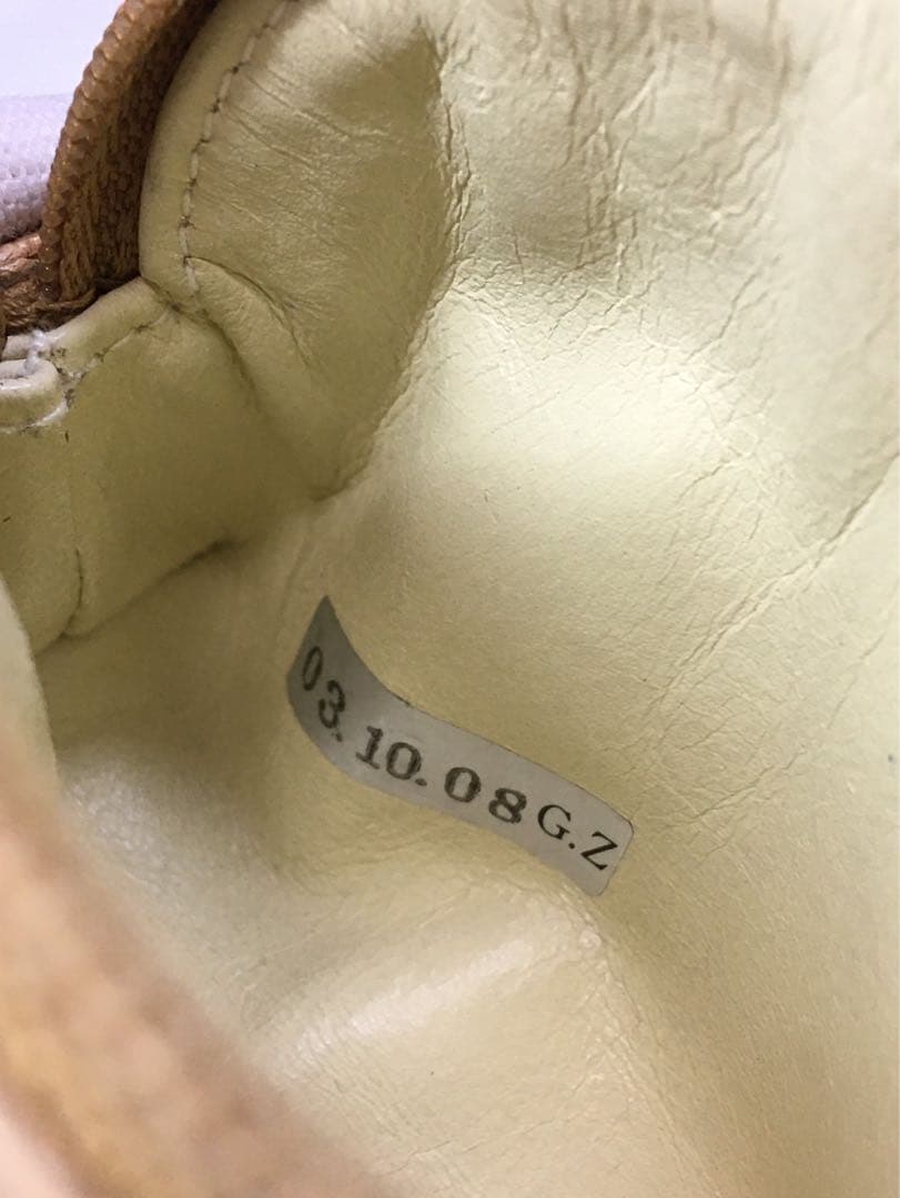 シャネル　キャビアスキン　ケース