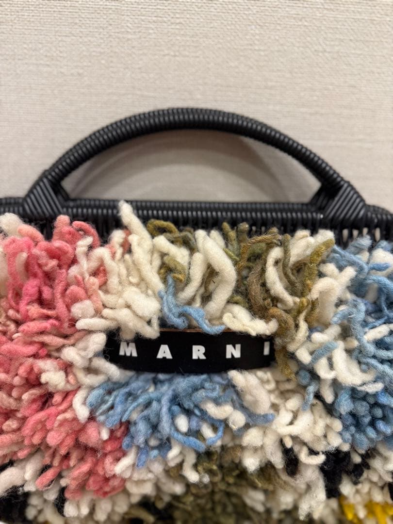 【ほぼ新品】マルニマーケット ウーリークロシェバッグ　袋あり　marni