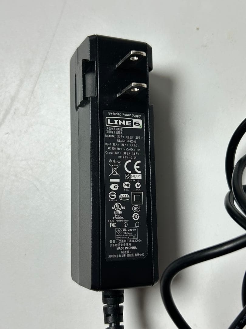 LINE 6 AMPLIFi FX100 エフェクター　ケース付き