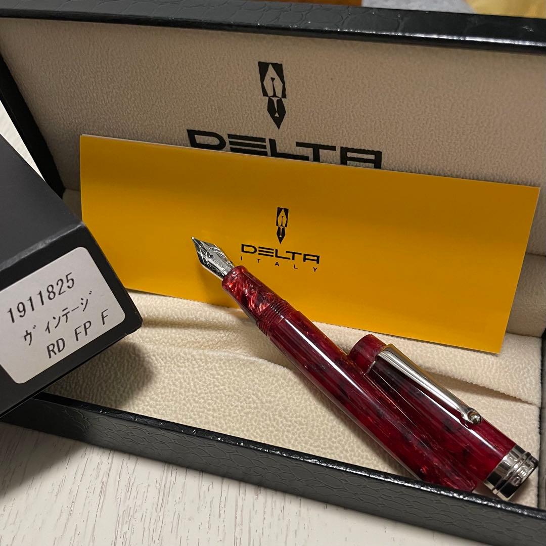 美品 DELTA デルタ 万年筆 ビンテージコレクション レッド　字幅 F