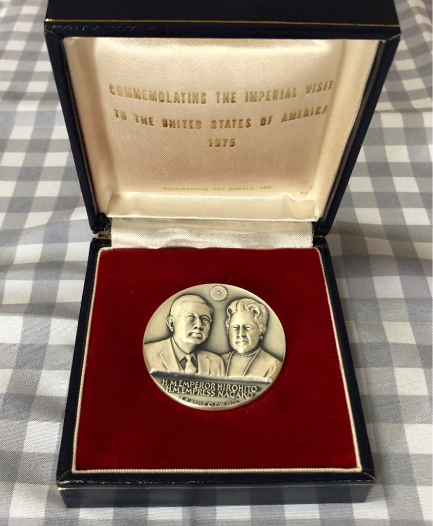 天皇皇后両陛下御訪米記念純銀メダル【米国製】 天皇皇后両陛下御