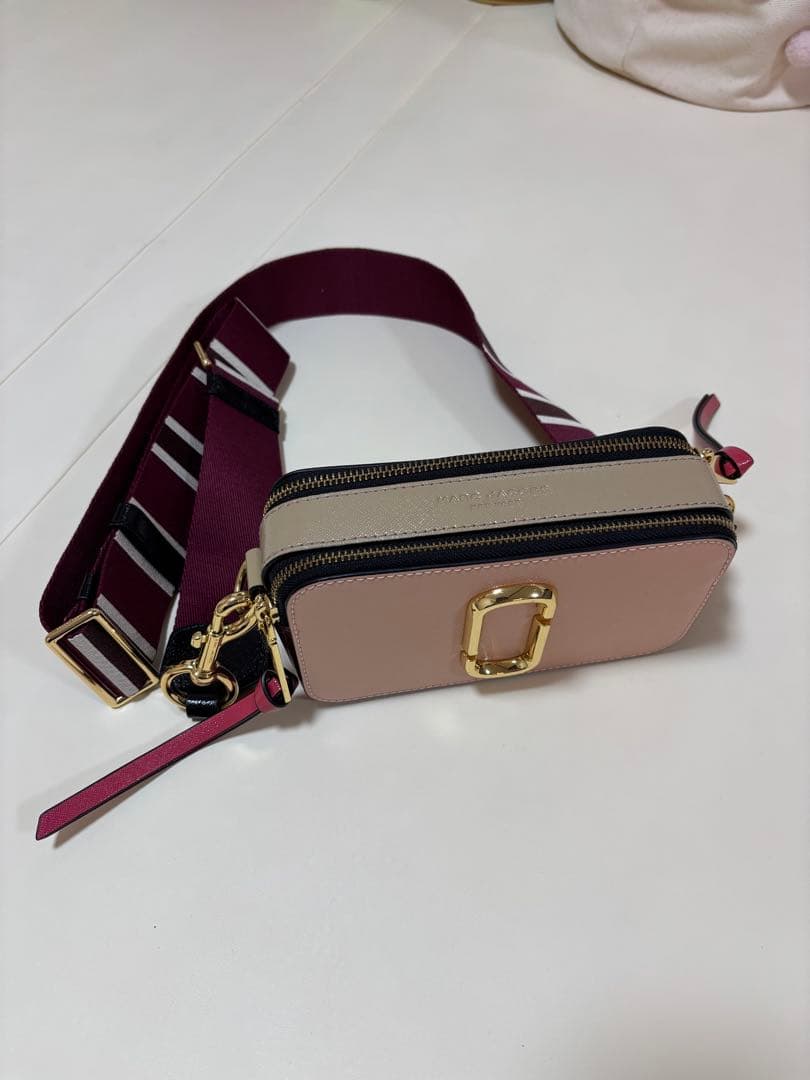 【美品】マークジェイコブス スナップショット カメラバッグ ピンクマルチ