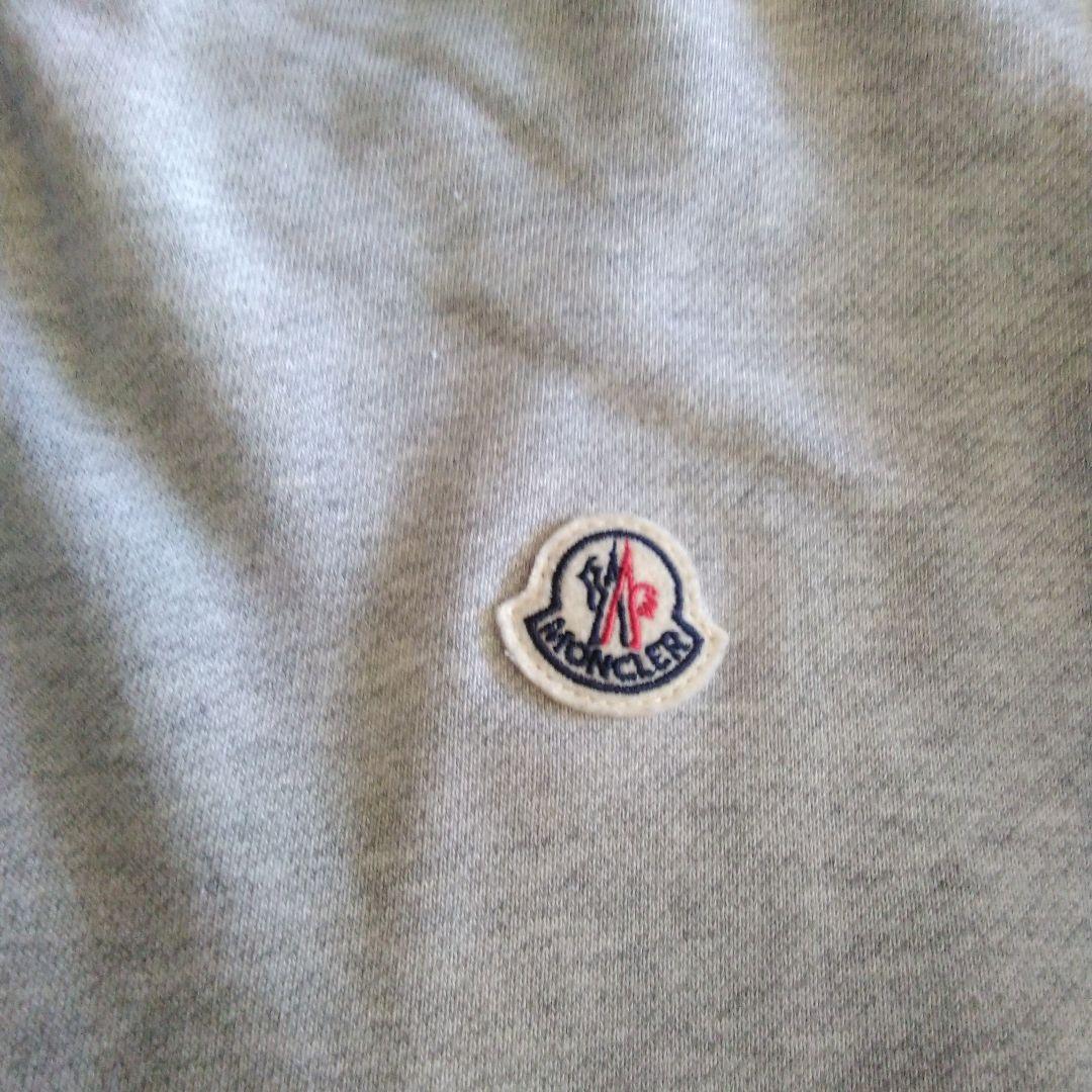 MONCLERスウェットジャンパー美品