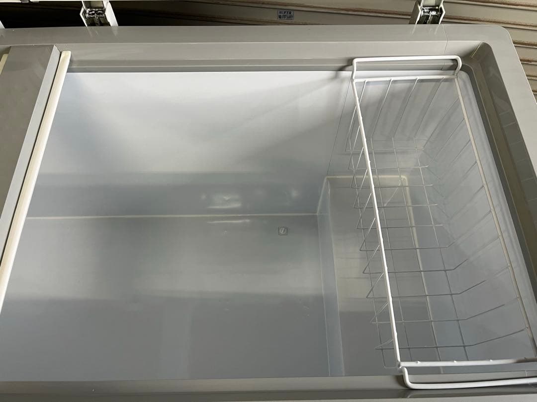 ☆2.JCM 冷凍ストッカー 605L JCMC-605 2023年製