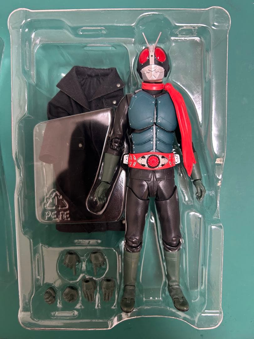 s.h.figuarts フィギュアーツ　シン仮面ライダー　 1号　2号