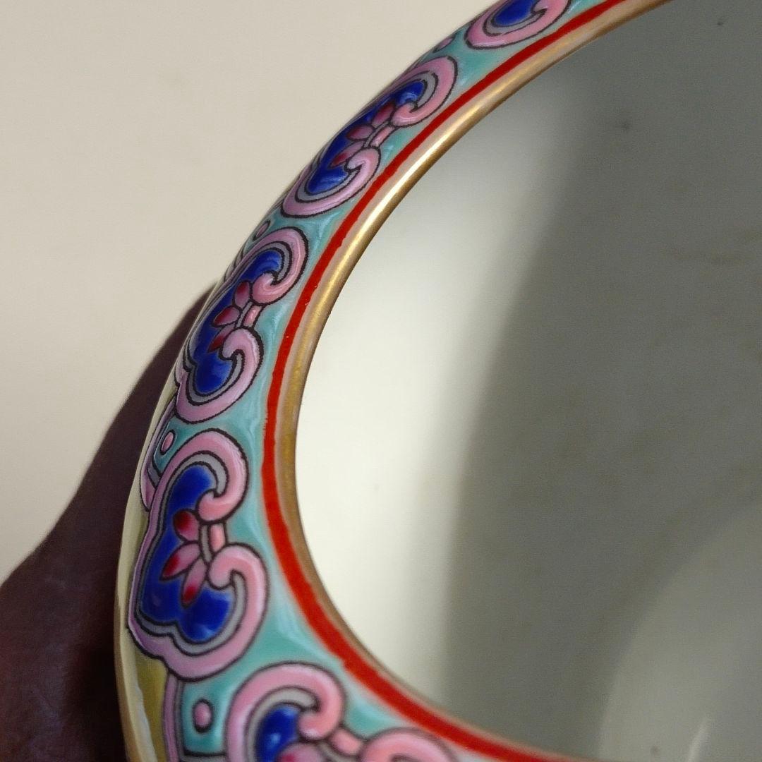 中国古磁 大清雍正年制在銘 手描き 本金琺瑯彩 七宝 宝相花