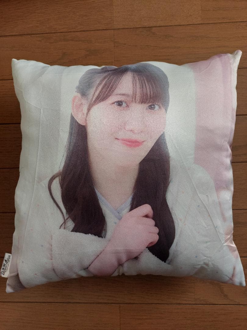 乃木坂46 リズムフェスティバル 直筆サイン入り クッション 松尾美佑