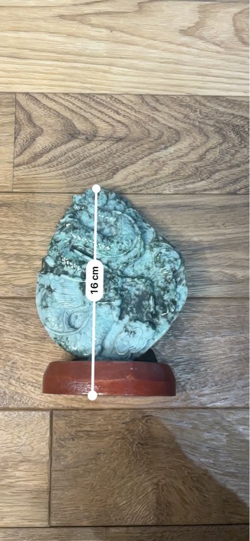 天然翡翠 【龍】台座付き 鑑賞石 希少 - メルカリ