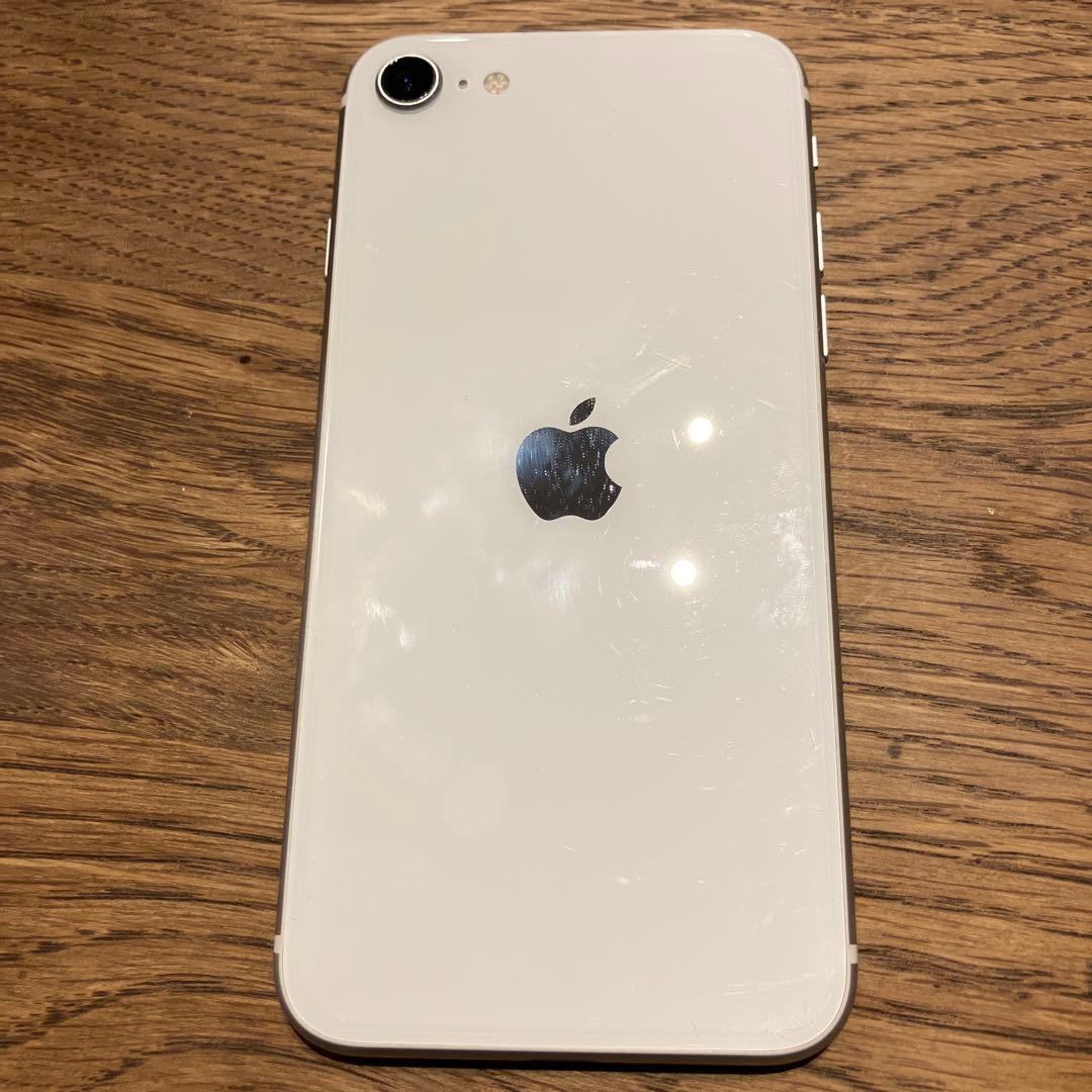 ジャンク】iPhoneSE 第二世代 ホワイト 64GB SIMフリー
