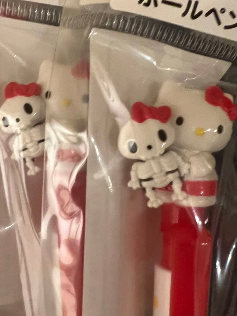 残りわずか　激レア　希少　ハローキティ×柔道整復師　3点セット×２セット