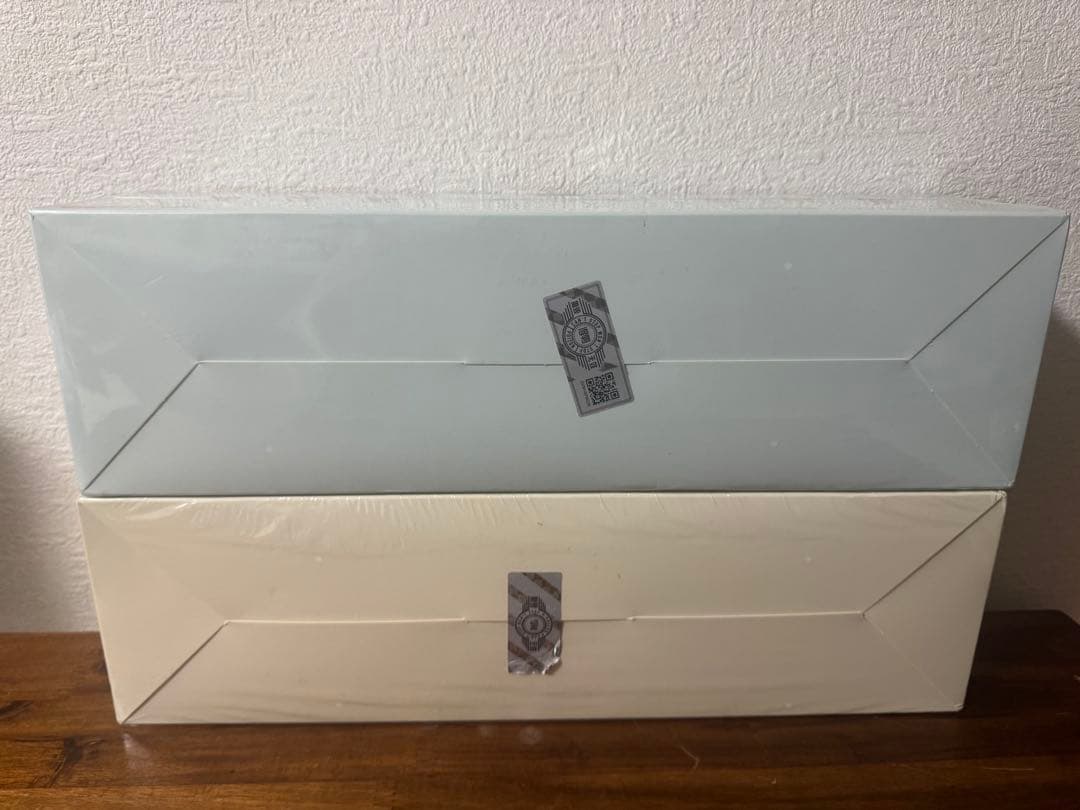 【新品未開封】POP MART PIN FOR LOVE box2種　ラブブ