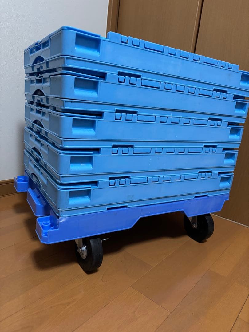 リス折りたたみコンテナ5箱、SANKO平台車1台セット リス折りたたみコンテナ5箱、SANKO平台車1台セット