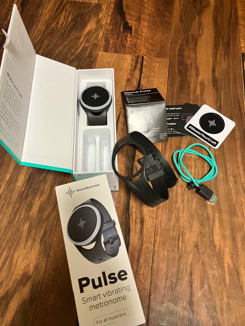 【ほぼ新品】サウンドブレナー　Soundbrenner 振動型メトロノーム