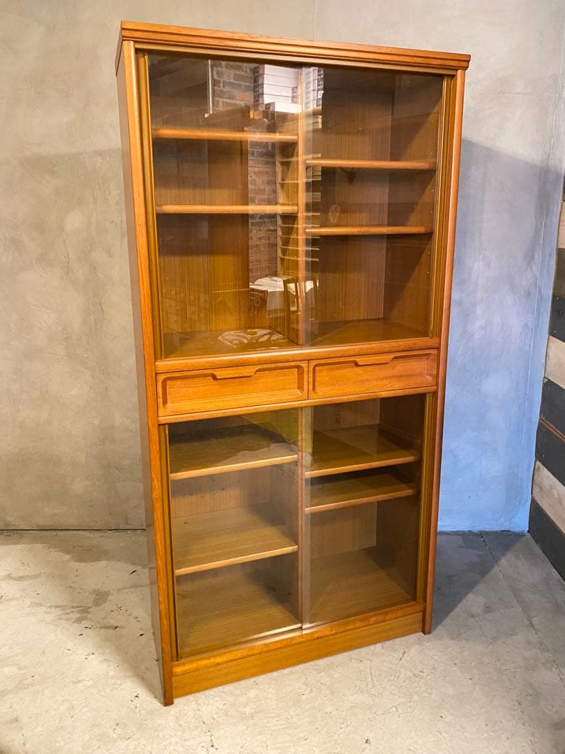 ガラス戸棚 昭和初期 木製キャビネット 水屋箪笥 ゆらゆらガラス