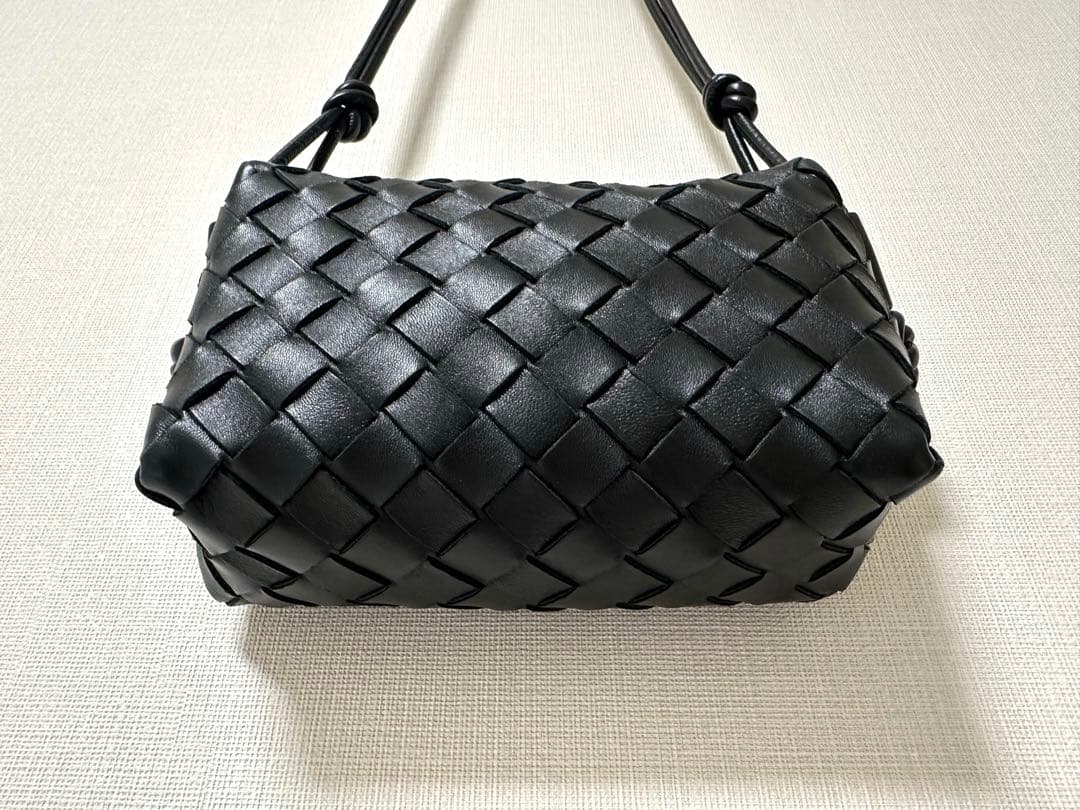 美品⭐︎BOTTEGA VENETA ショルダーバッグ MINI LOOP