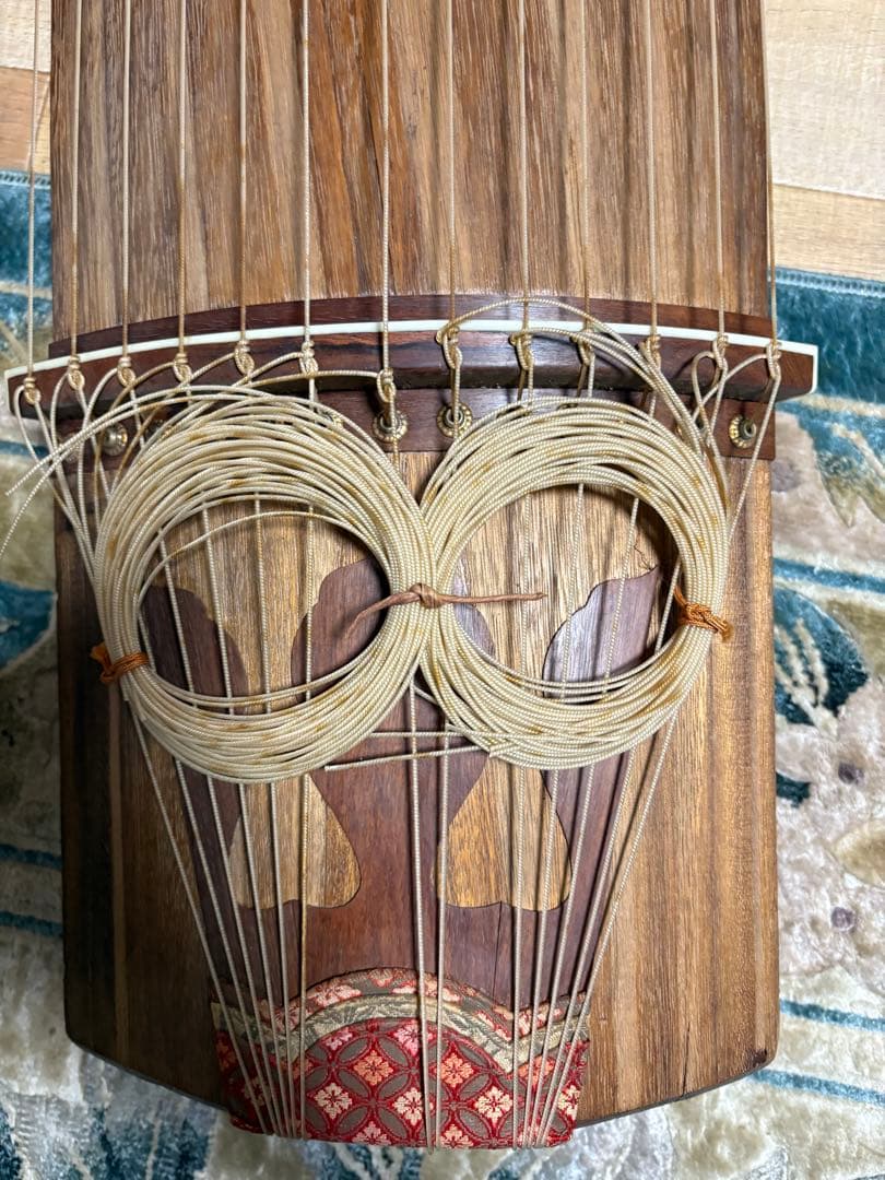 琴 13弦 引き取りお値引きします。