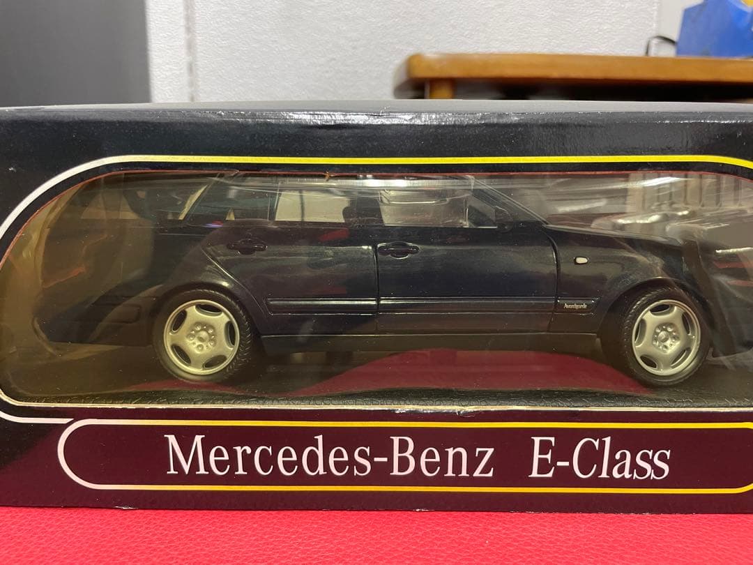 メルセデスベンツ　Eクラス