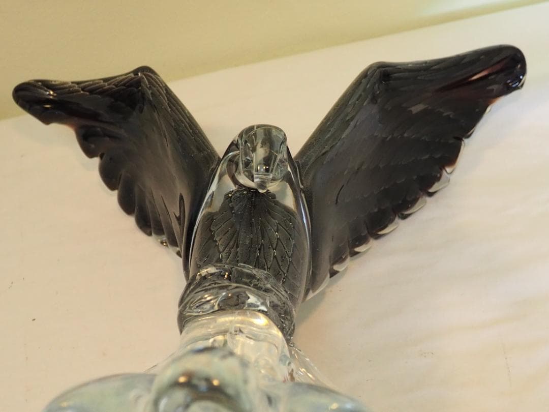 ガラスの鳥　鷲　鷹　置物　オブジェ　-KA